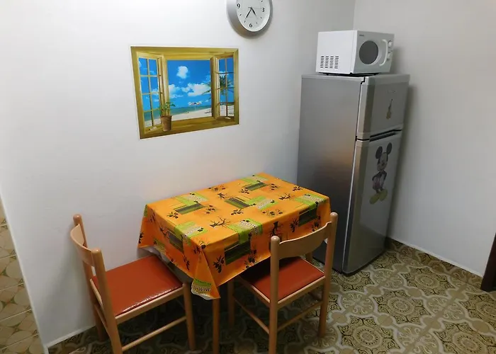 アパート Kalafatovic *